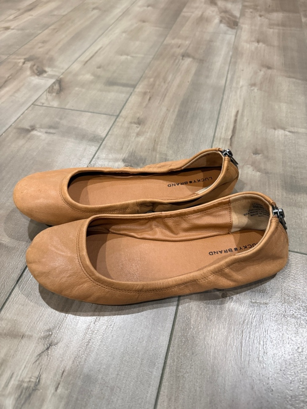 Lucky Brand Women's Tan Leather Ballet Flats - Picture 3 of 4